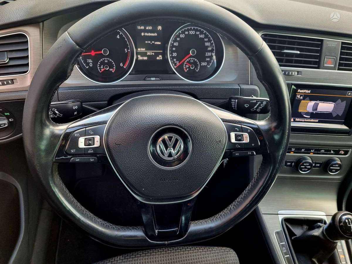 Volkswagen Golf 2013 — photo 21