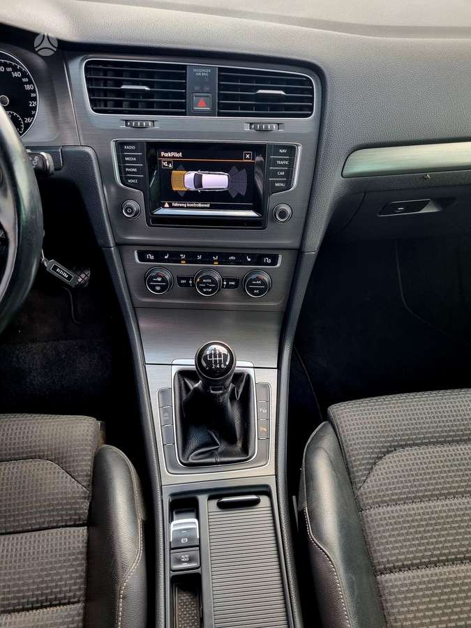 Volkswagen Golf 2013 — photo 25