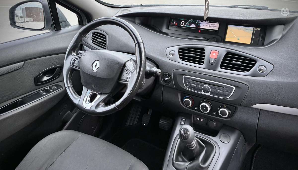 Renault Scenic 2011 — photo 8