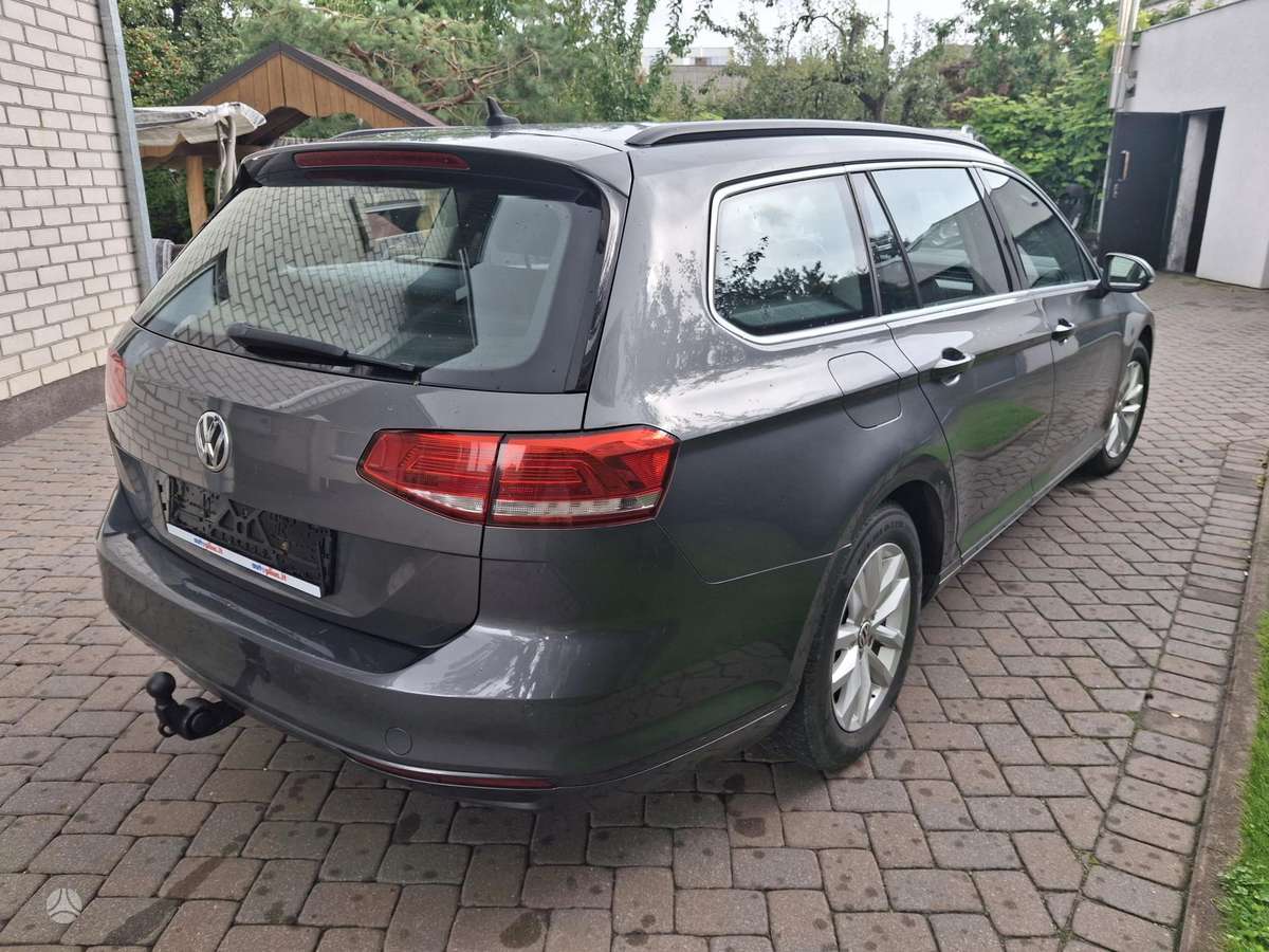 Volkswagen Passat 2015 — photo 10