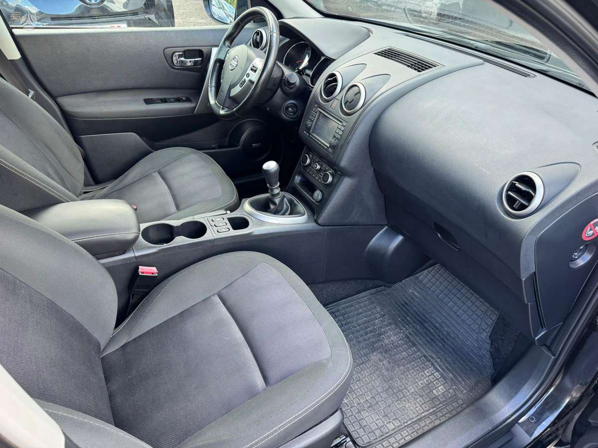 Nissan Qashqai 2012 — photo 11