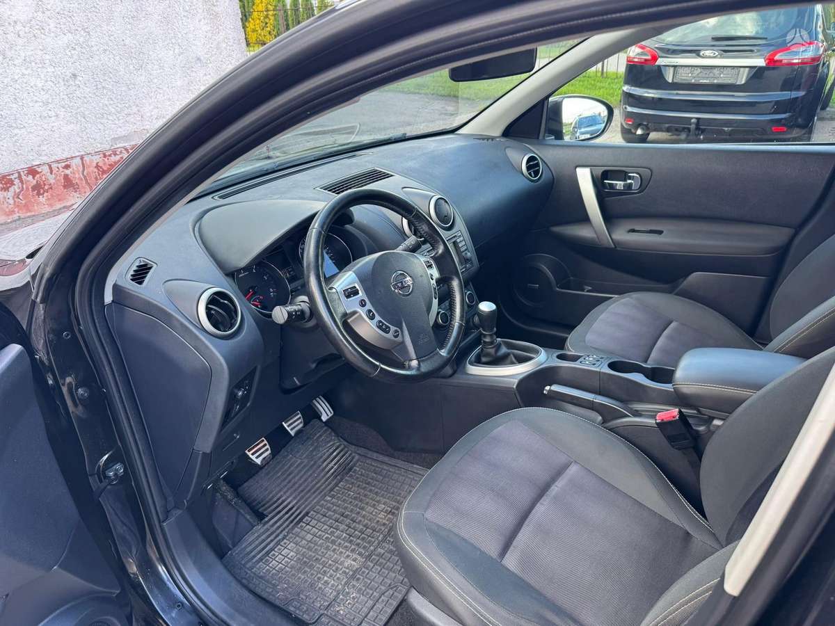 Nissan Qashqai 2012 — photo 13