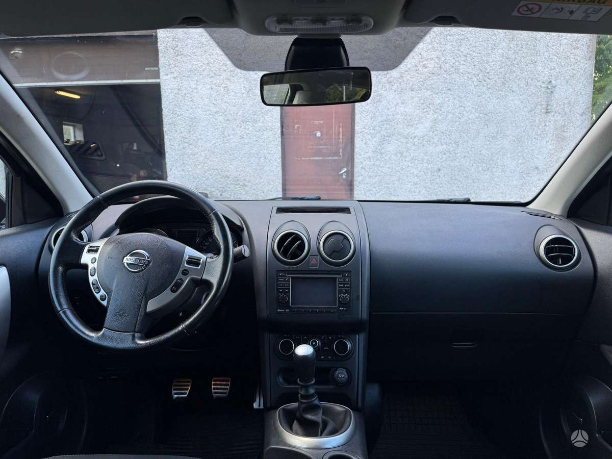 Nissan Qashqai 2012 — photo 8