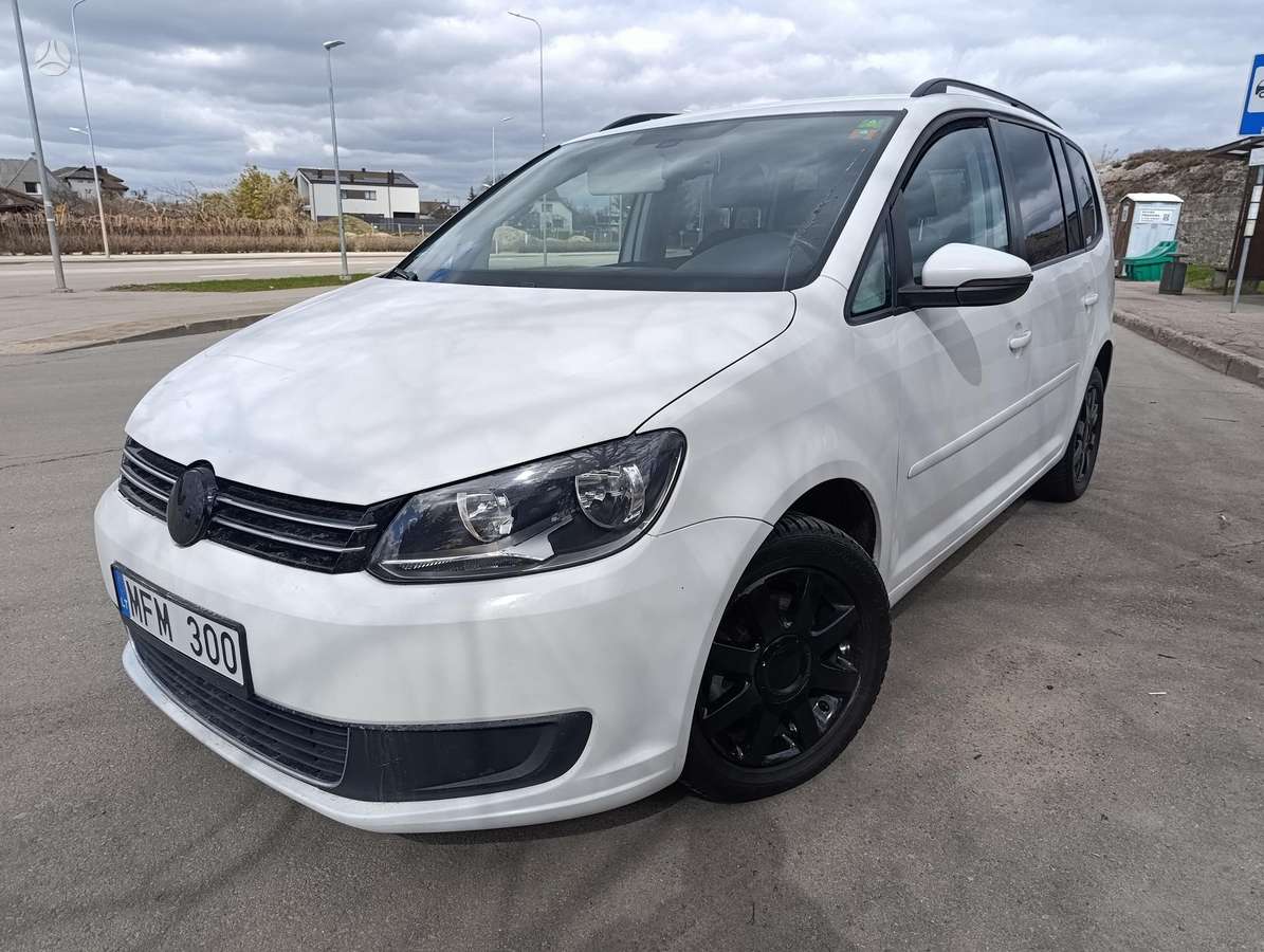 Volkswagen Touran 2010 — photo 8