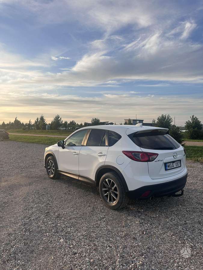 Mazda CX-5 2012 — rear view