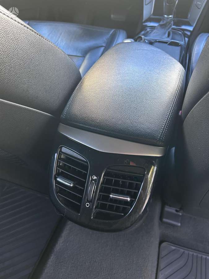 Hyundai i40 2011 — photo 30