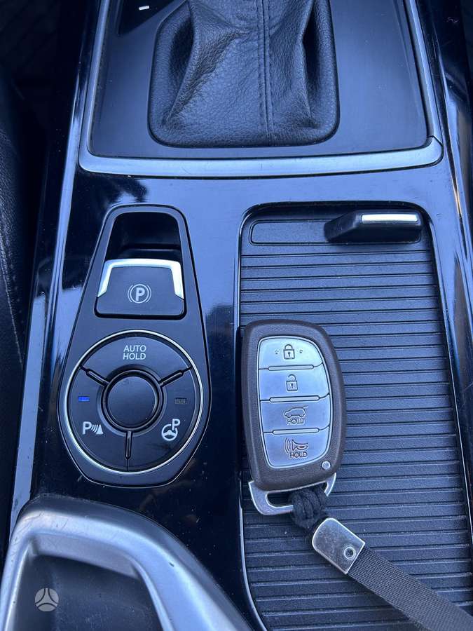 Hyundai i40 2011 — photo 32