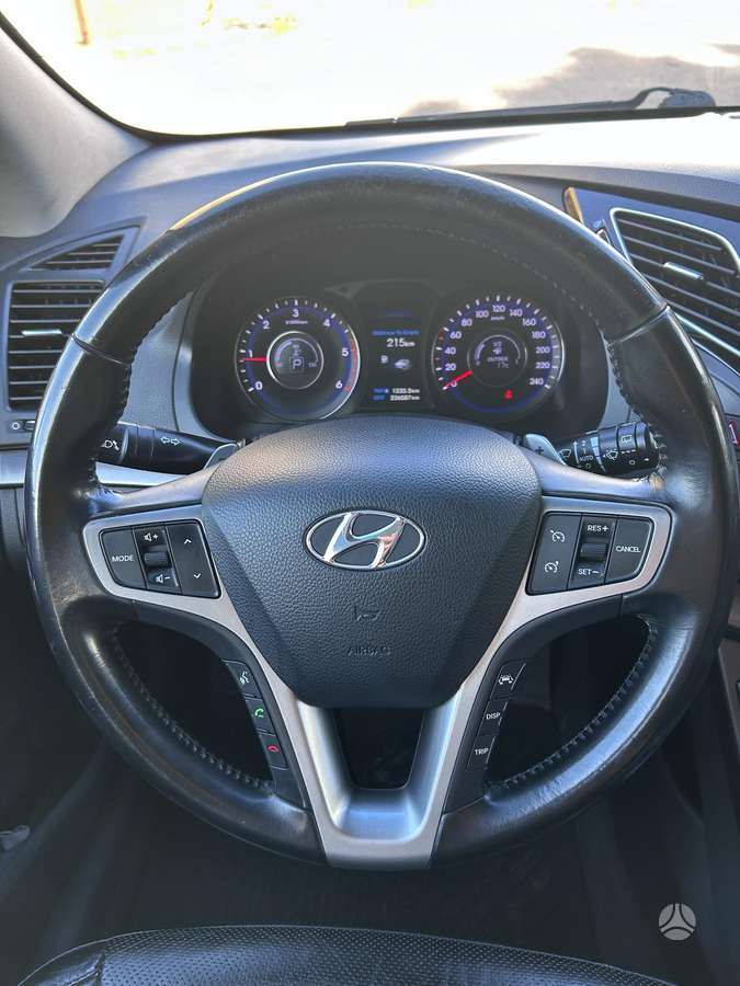 Hyundai i40 2011 — photo 42