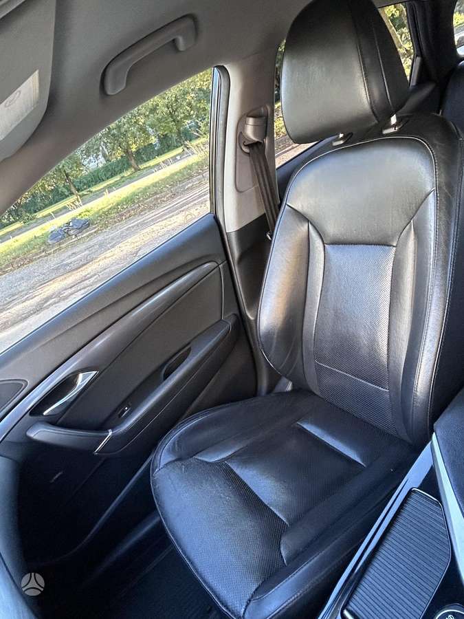Hyundai i40 2011 — photo 47