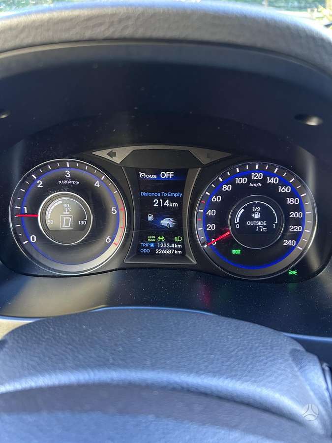 Hyundai i40 2011 — photo 54