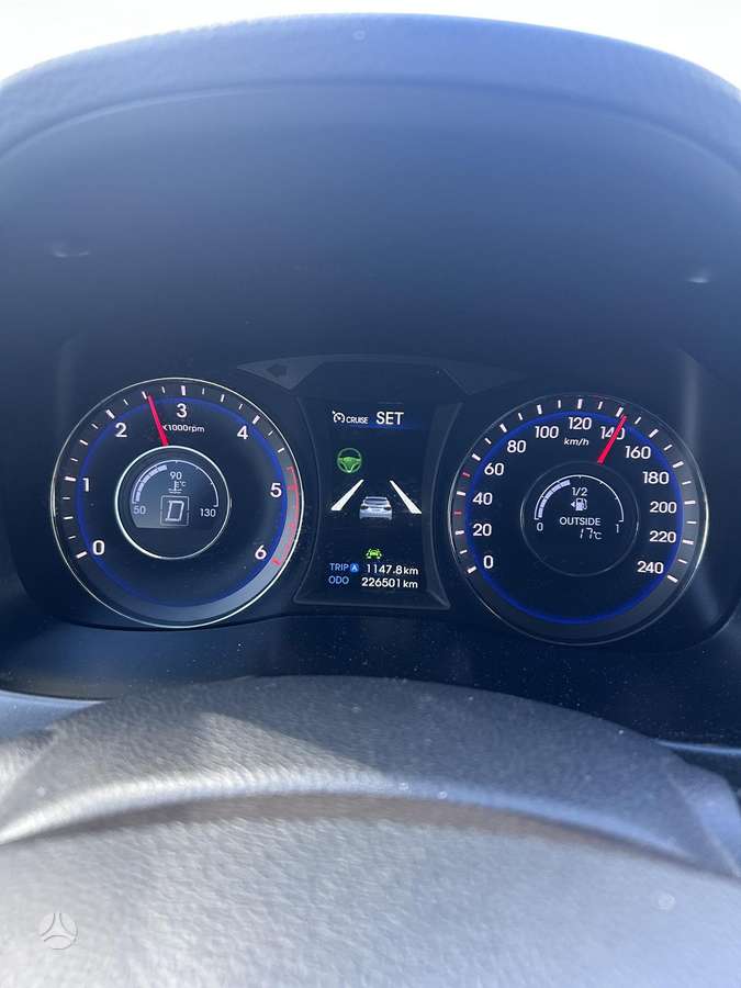 Hyundai i40 2011 — photo 56