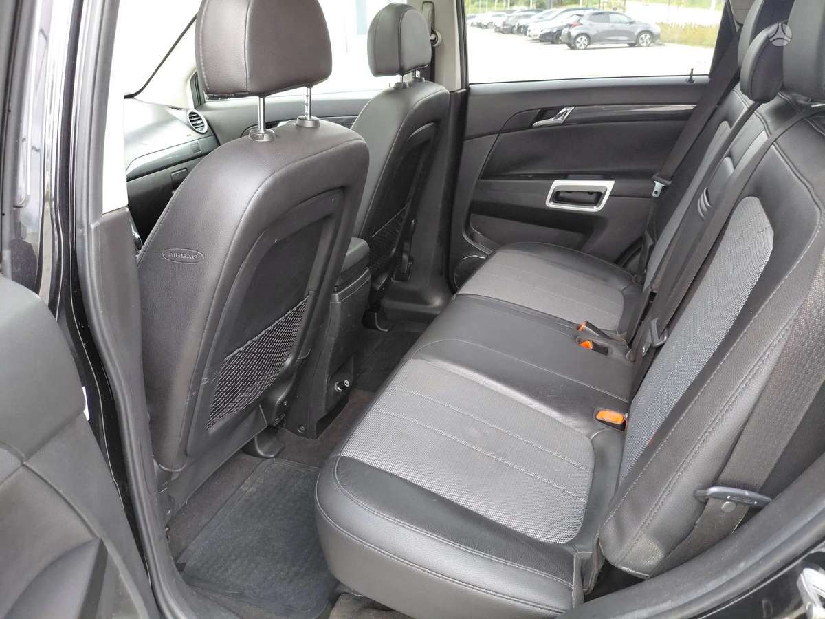 Opel Antara 2011 — photo 9