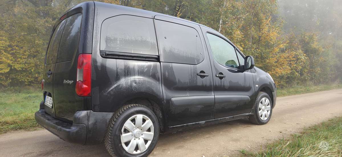 Citroen Berlingo 2009 — engine 1600 cm³