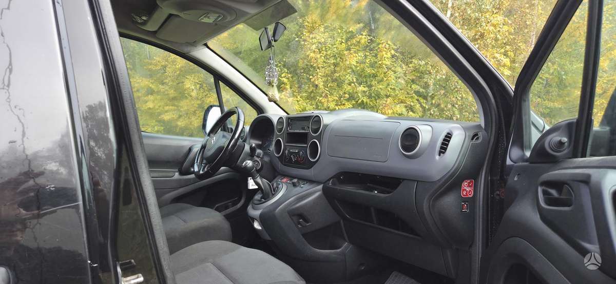 Citroen Berlingo 2009 — photo 6