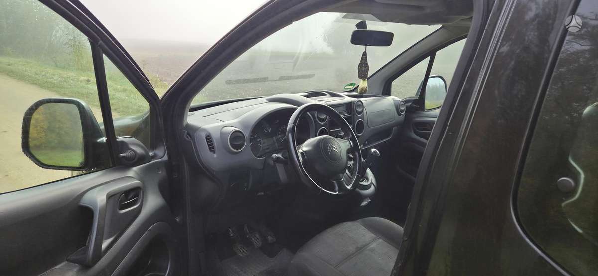 Citroen Berlingo 2009 — photo 8