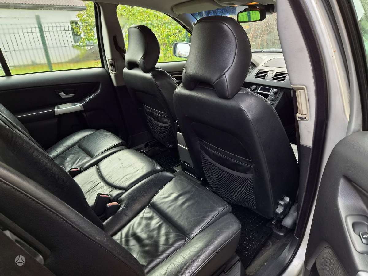 Volvo XC90 2004 — photo 10