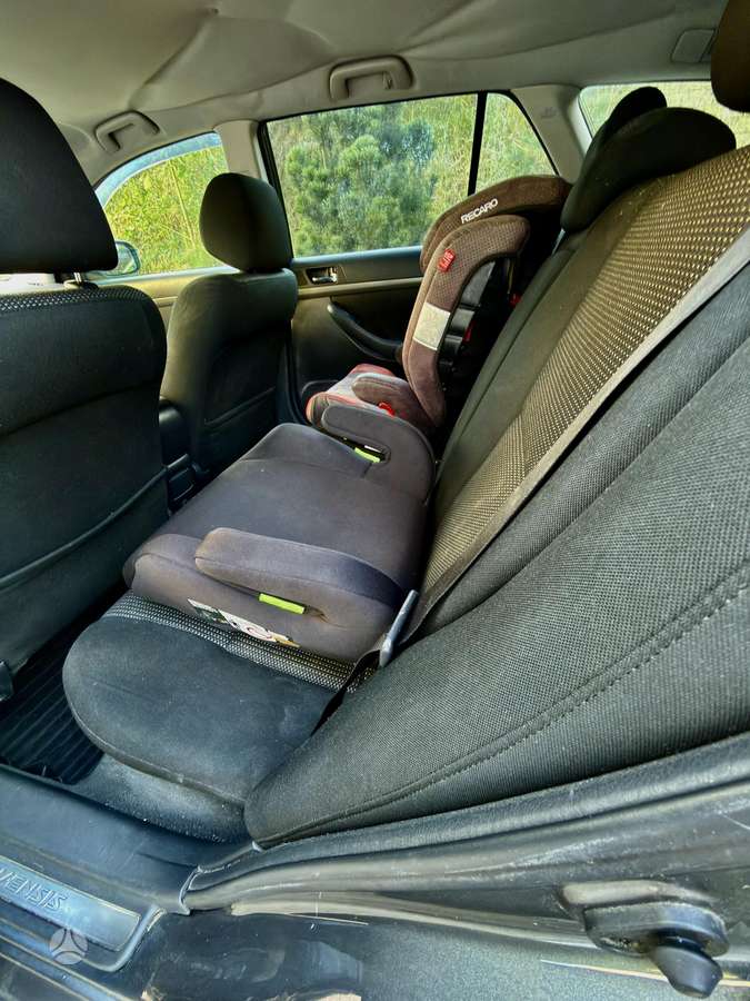 Toyota Avensis 2006 — photo 11