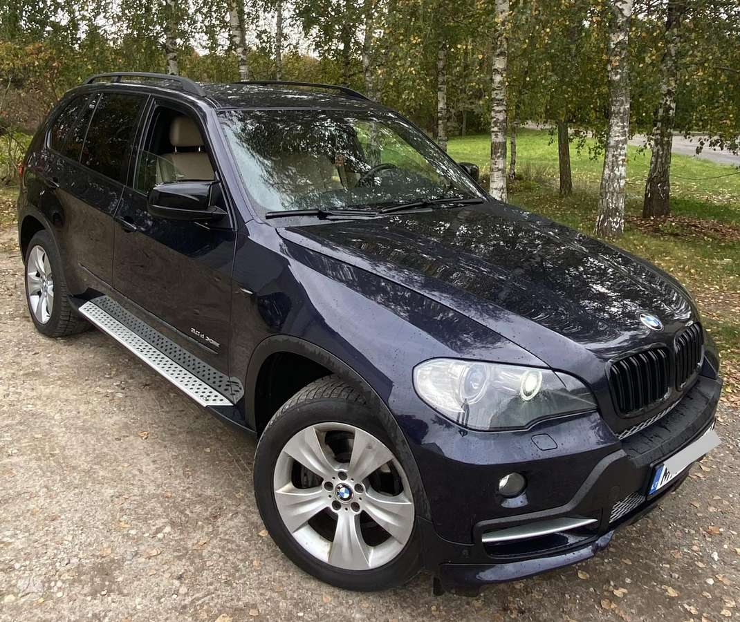 BMW X5 2008 — салон