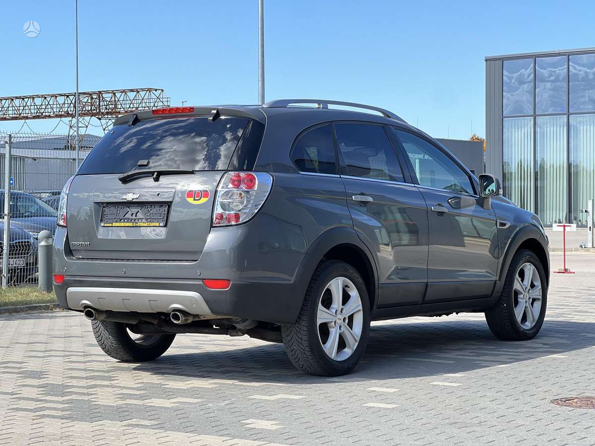 Chevrolet Captiva 2011 — photo 7