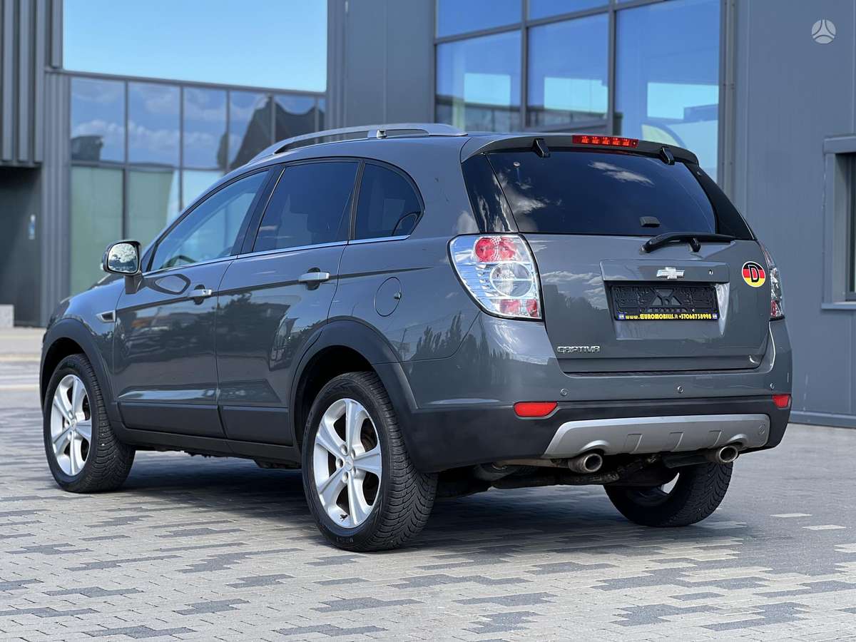 Chevrolet Captiva 2011 — photo 8
