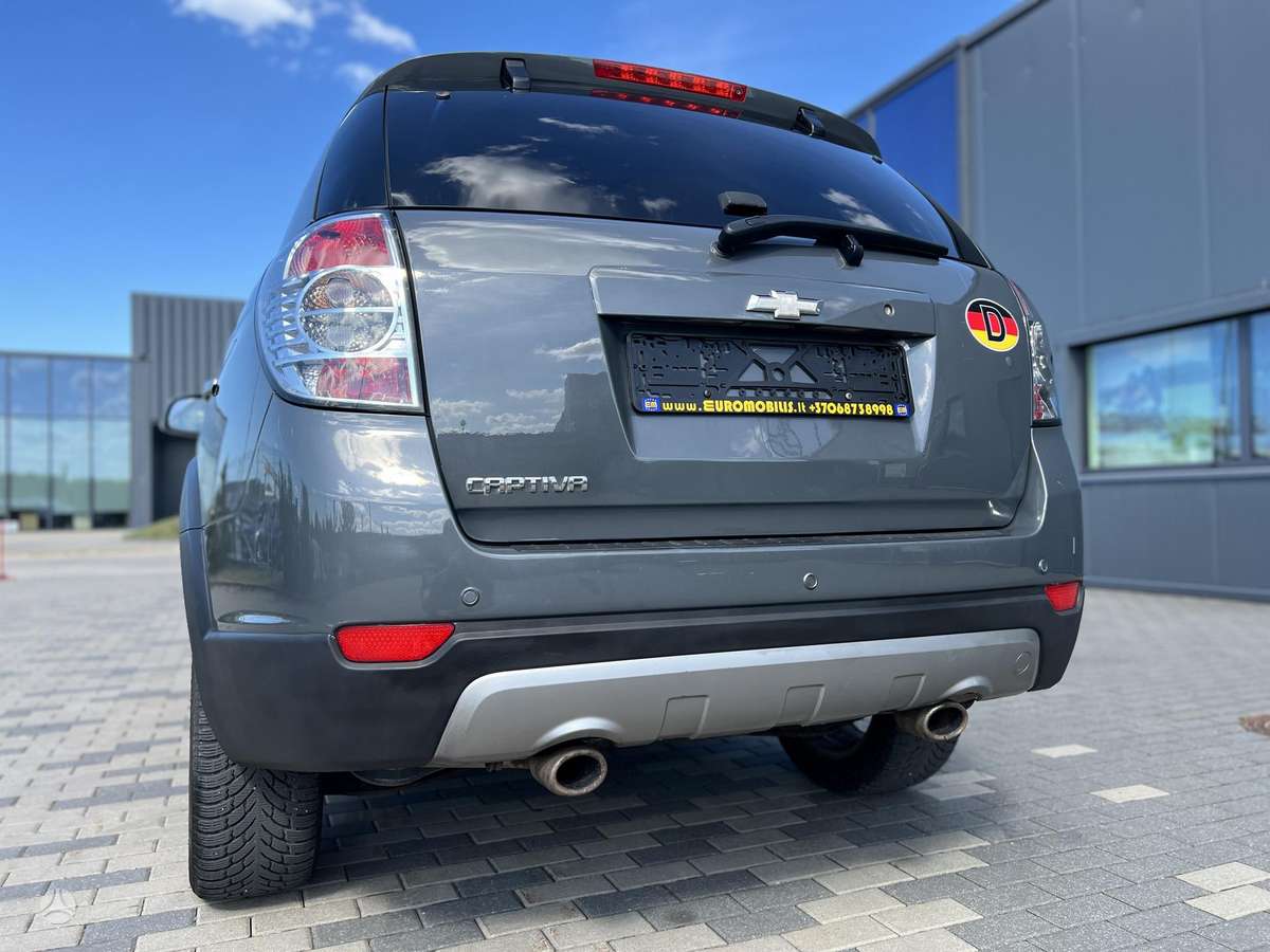Chevrolet Captiva 2011 — photo 9