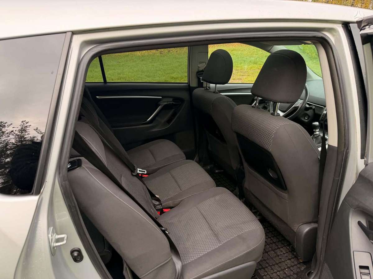 Toyota Verso 2015 — photo 14