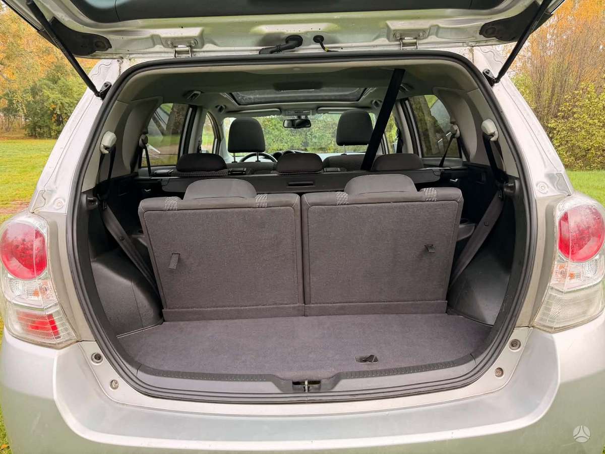 Toyota Verso 2015 — photo 31