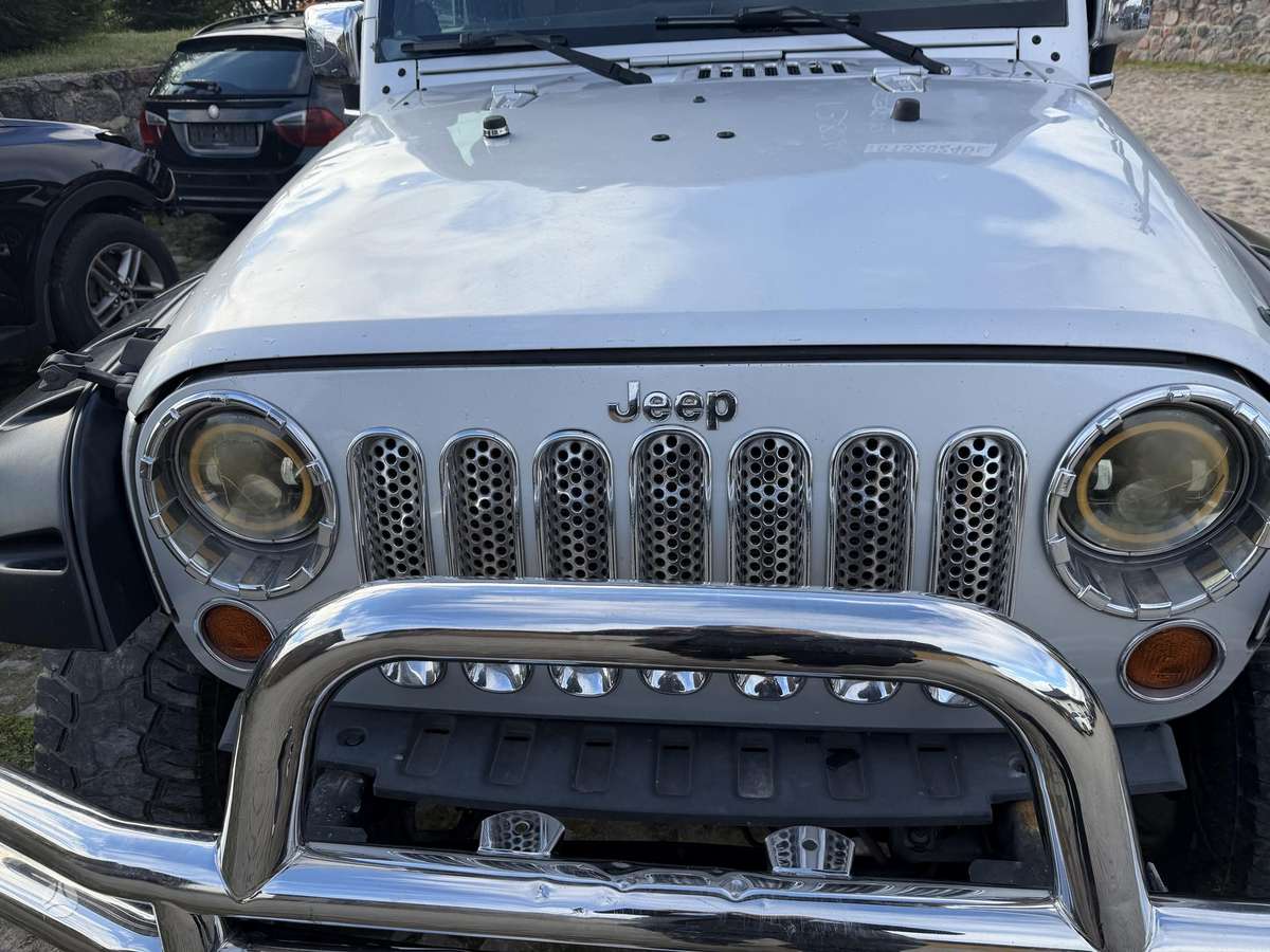 Jeep Wrangler 2012 — фото 14