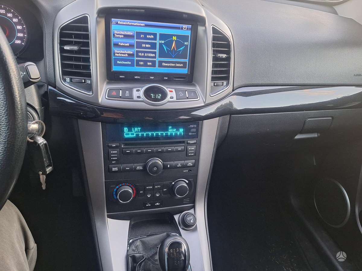 Chevrolet Captiva 2012 — photo 18