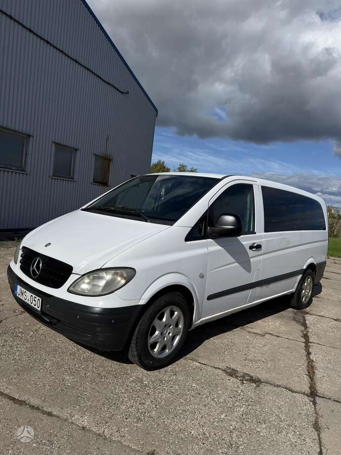 Mercedes-Benz Vito 2005 — interior