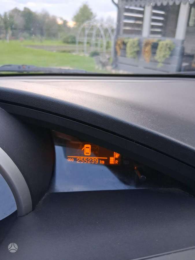 Toyota Verso 2012 — photo 8
