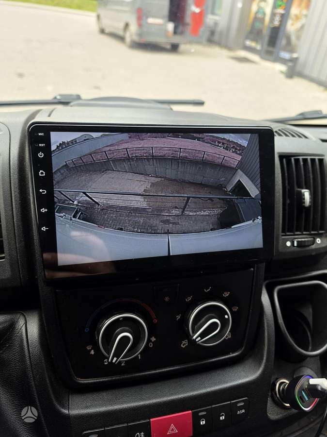 Citroen Jumper 2013 — photo 9