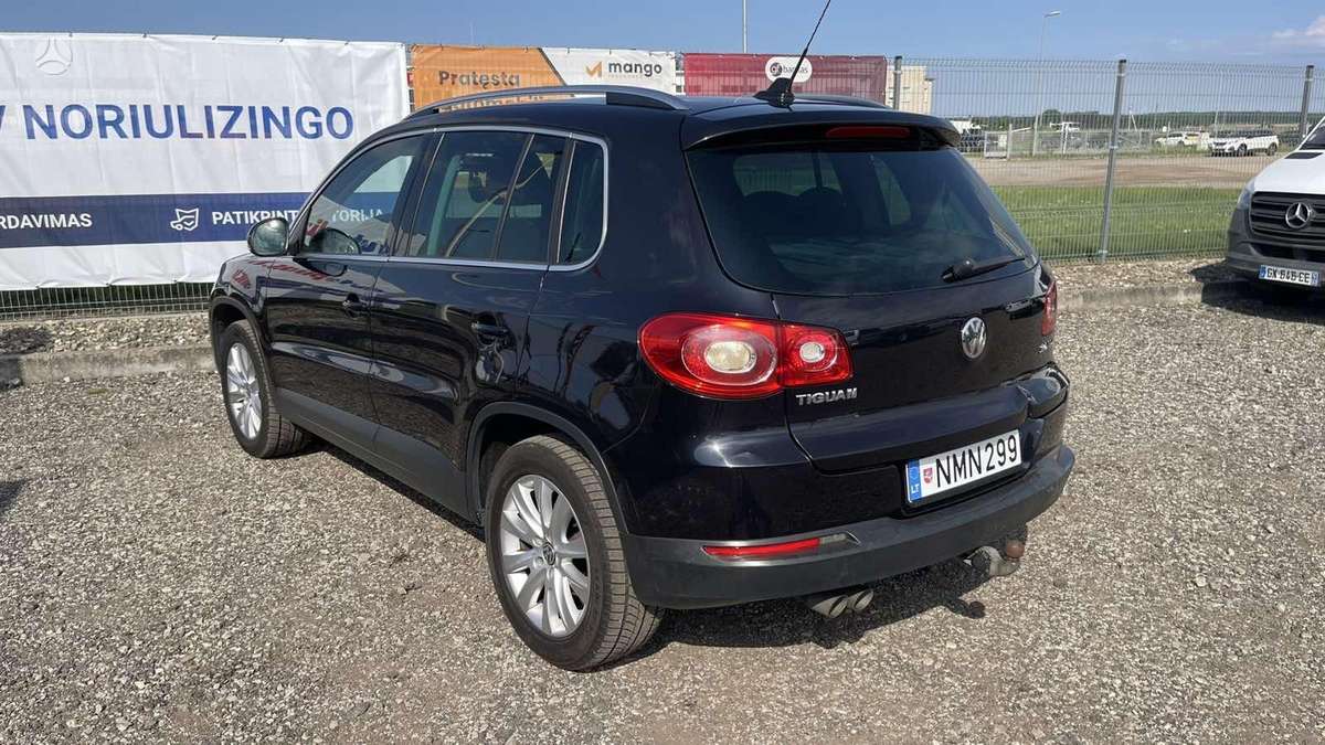 Volkswagen Tiguan 2010 — photo 7