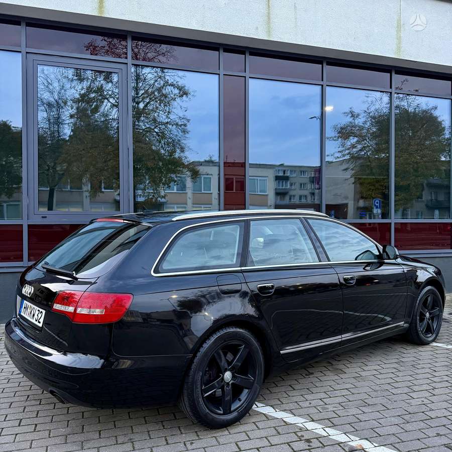 Audi A6 2010 — photo 14