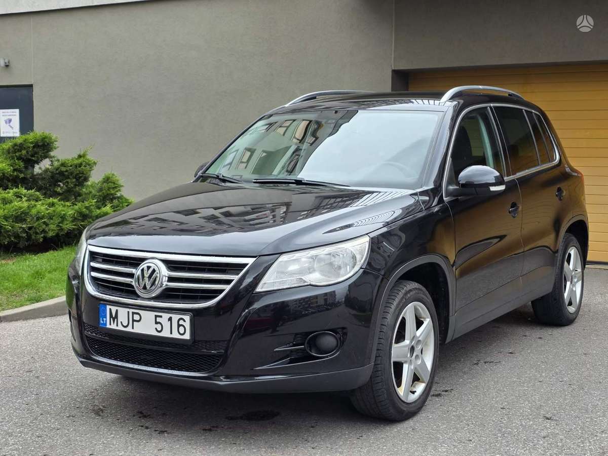 Volkswagen Tiguan 2008 — вигляд ззаду