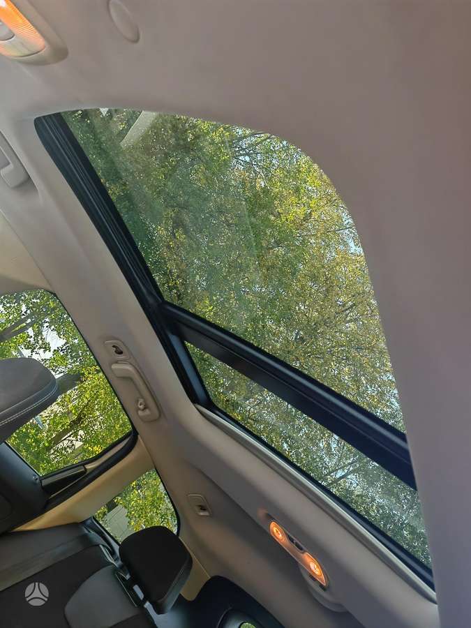 Volvo XC60 2012 — photo 12