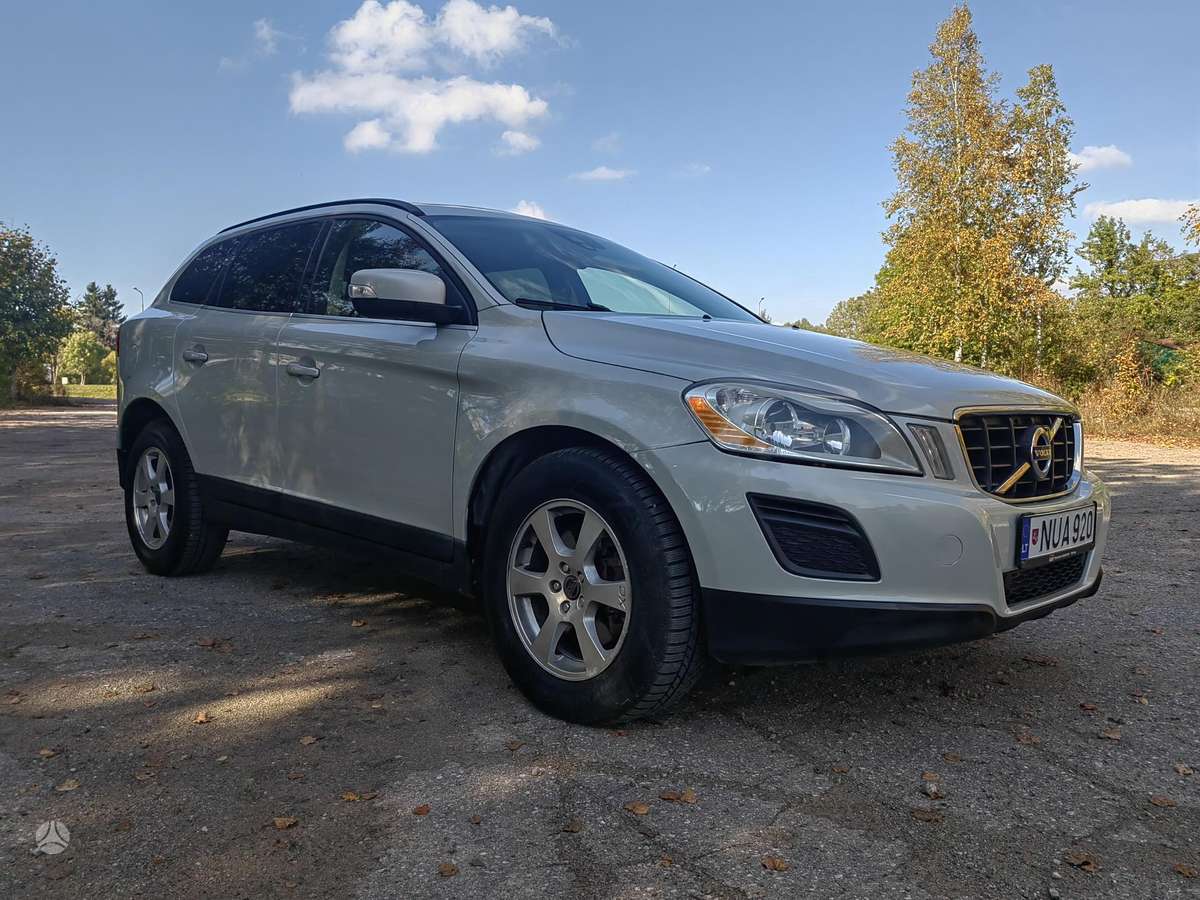 Volvo XC60 2012 — photo 5