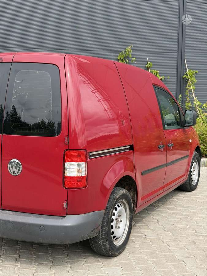Volkswagen Caddy 2006 — engine 1968 cm³, 69 HP (51kW)