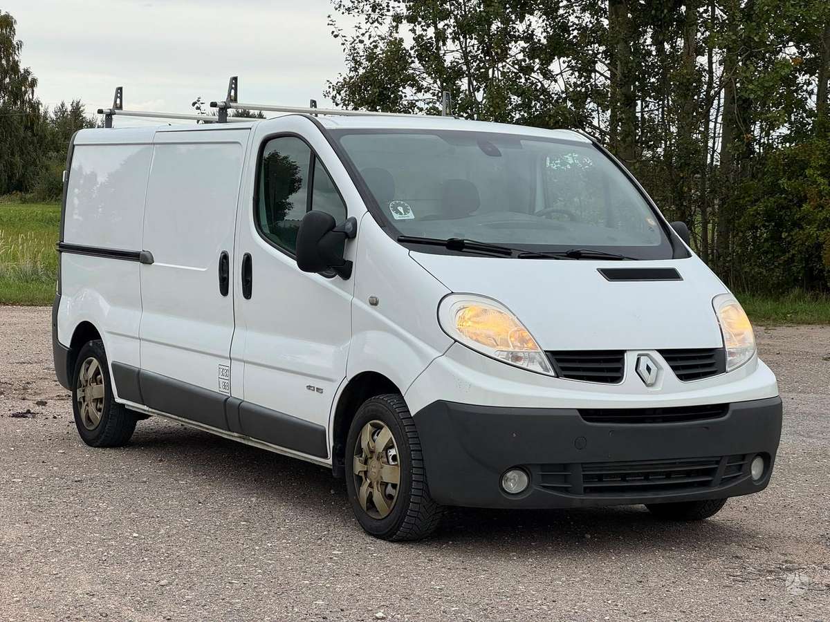 Renault Trafic 2014 — engine 2000 cm³, 114 HP (84kW)