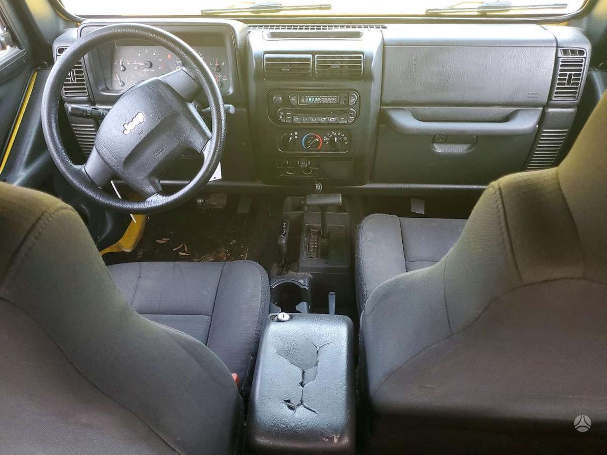 Jeep Wrangler 2006 — фото 21