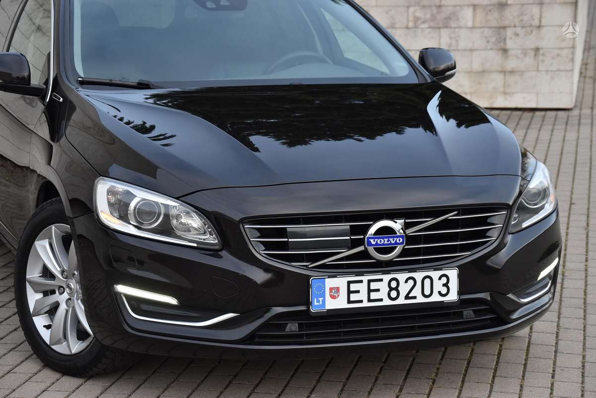 Volvo V60 2014 — engine 2400 cm³, 280 HP (206kW)