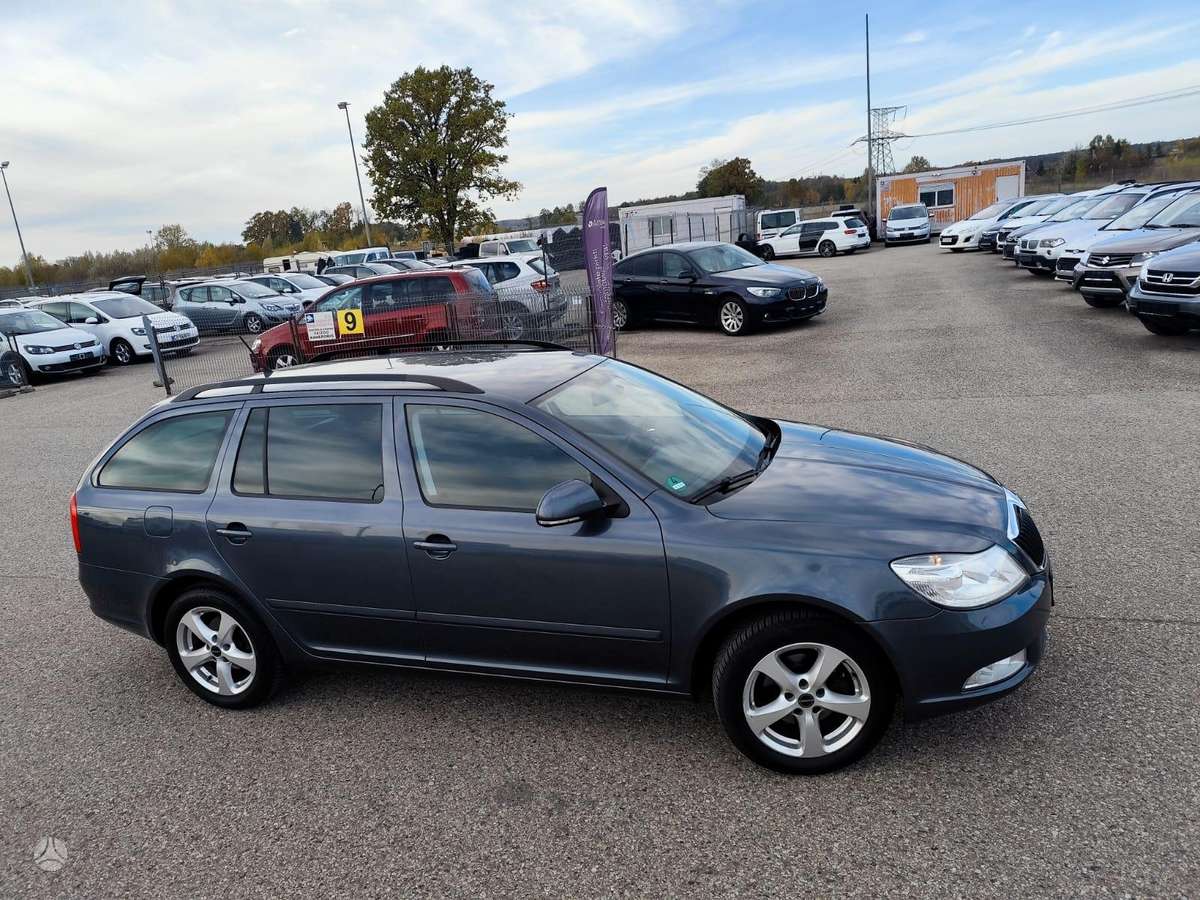Skoda Octavia 2011 — photo 17
