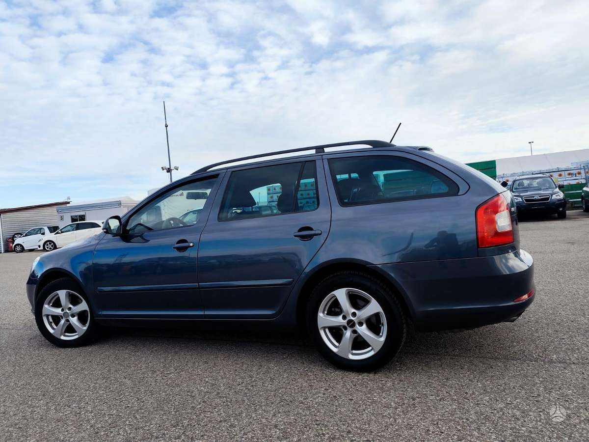 Skoda Octavia 2011 — photo 20