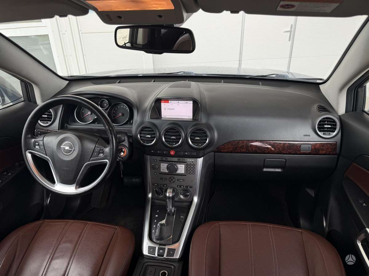 Opel Antara 2011 — photo 10