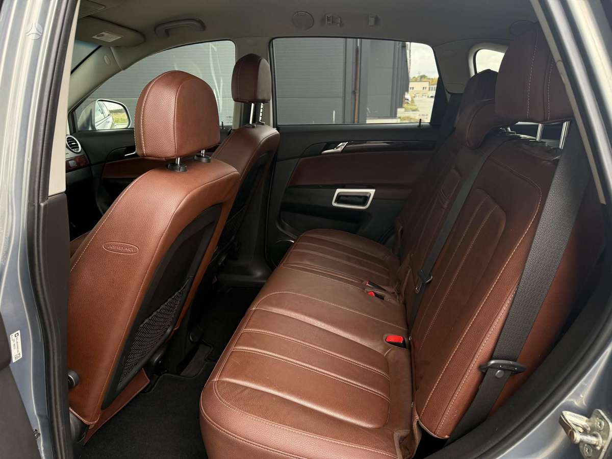 Opel Antara 2011 — photo 8