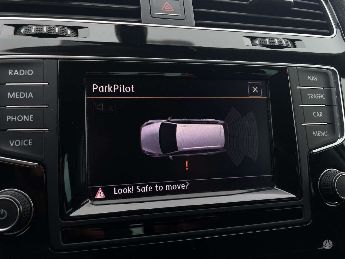 Volkswagen Golf 2014 — photo 19