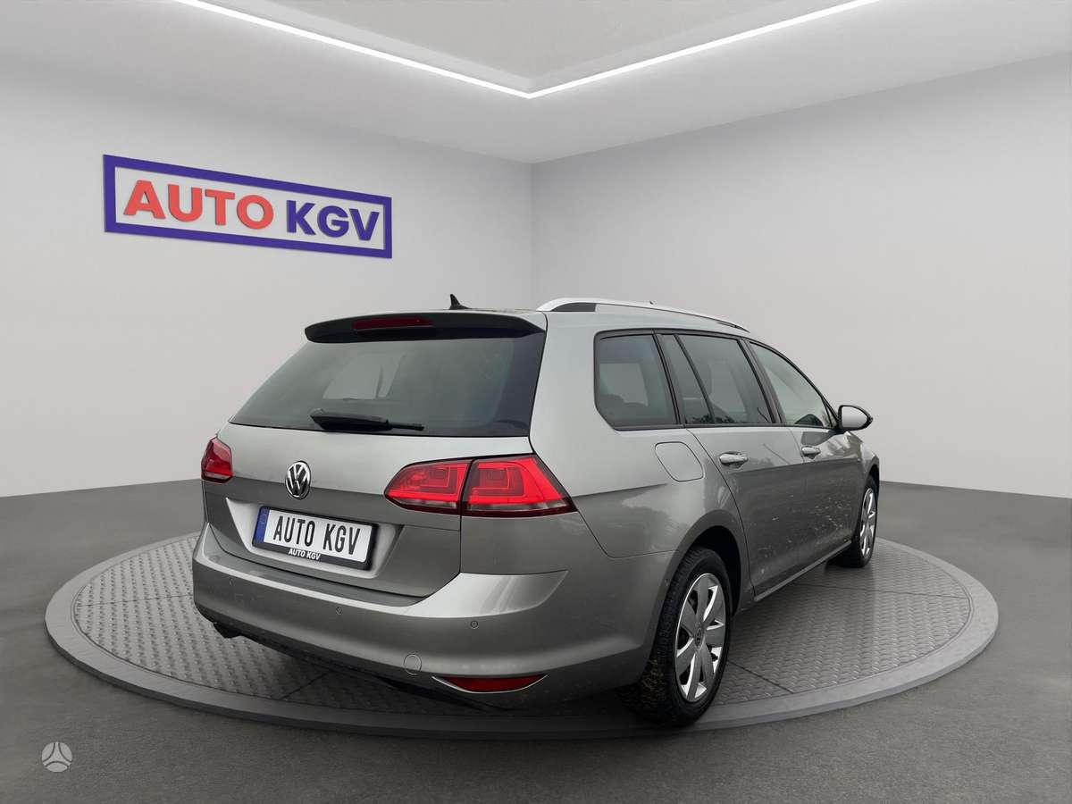 Volkswagen Golf 2014 — engine 1600 cm³, 105 HP (77kW)