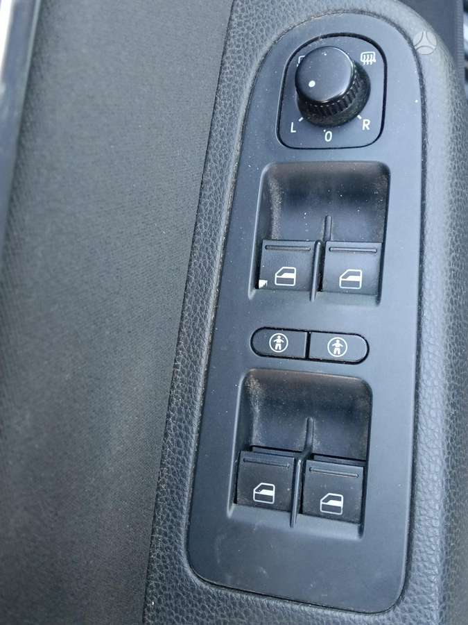 Volkswagen Sharan 2013 — photo 14