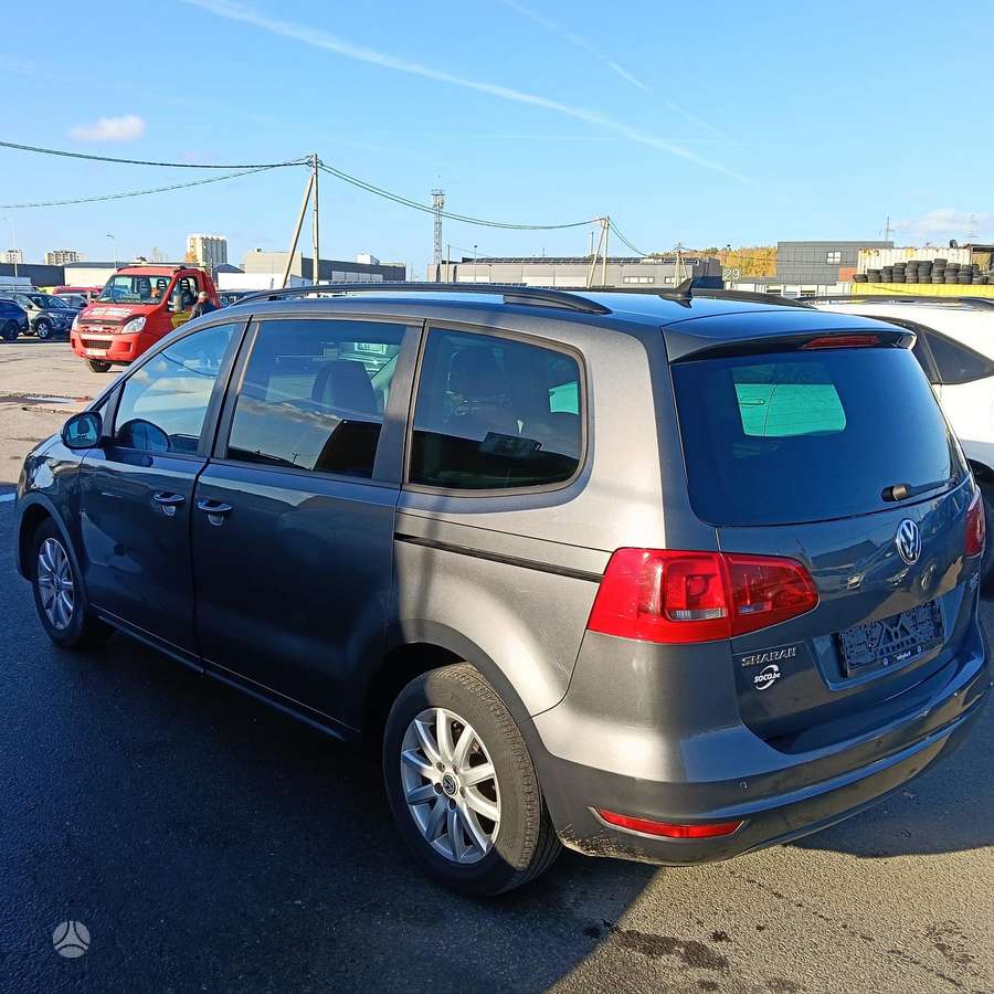 Volkswagen Sharan 2013 — photo 6