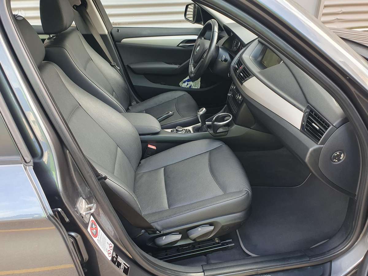 BMW X1 2014 — фото 12